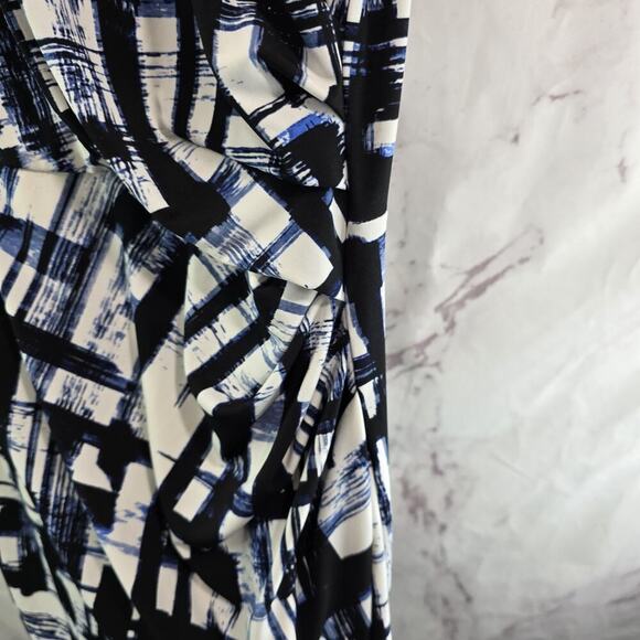 Eliza J Dress Womens 8 Medium Black White Blue Ruched Stretch Tank Lines - Picture 9 of 10